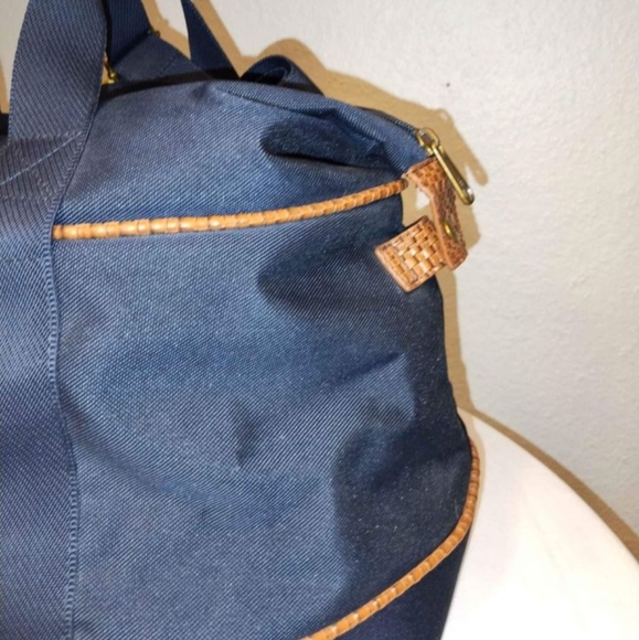 Tommy Bahama Mojito 20" Duffel Navy 13" h x 20" l x 12w Weekend/Overnite luggage - Picture 7 of 10